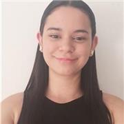 Profesor de química da clases y asesorías de la materia a estudiantes